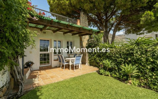 Resale - Villa - Fuengirola - Fuengirola Centro