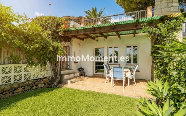 Resale - Villa - Fuengirola - Fuengirola Centro