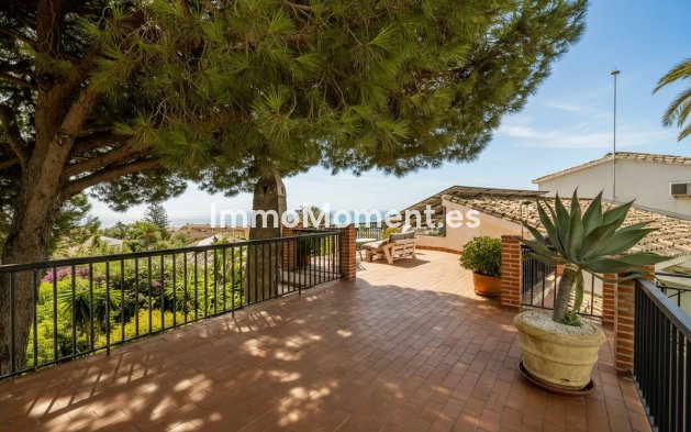 Resale - Villa - Fuengirola - Fuengirola Centro