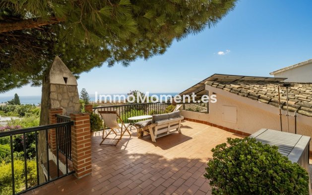 Resale - Villa - Fuengirola - Fuengirola Centro