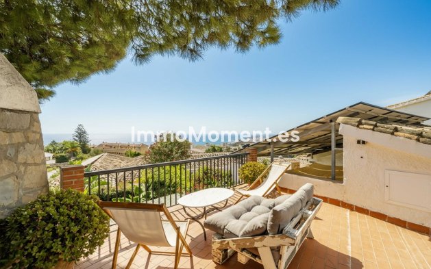 Resale - Villa - Fuengirola - Fuengirola Centro