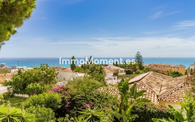 Resale - Villa - Fuengirola - Fuengirola Centro