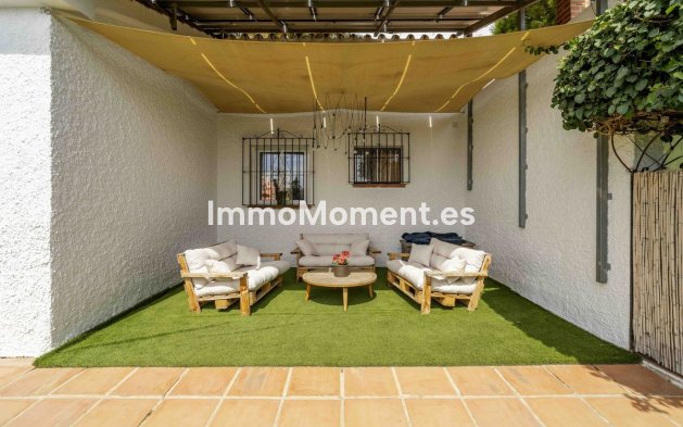 Resale - Villa - Fuengirola - Fuengirola Centro