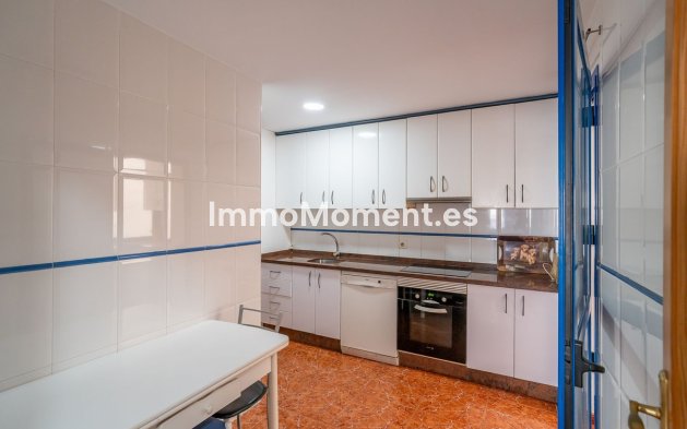 Reventa - Apartamento - Estepona  - Estepona Centro
