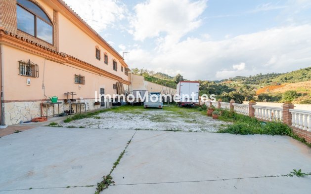Resale - Villa - Mijas - Mijas Centro