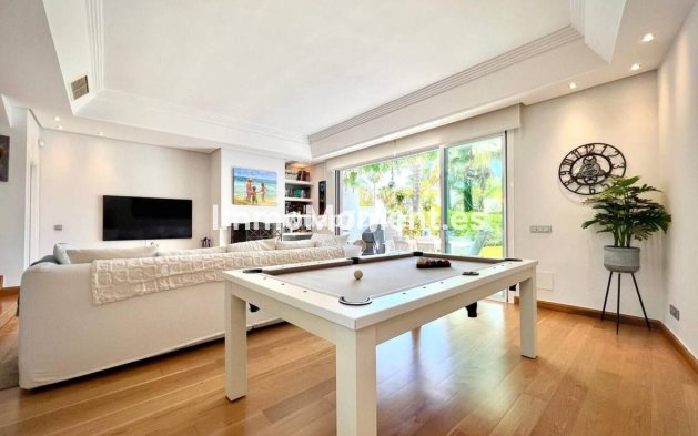 Wiederverkauf - Reihenhaus - Estepona  - Estepona Centro