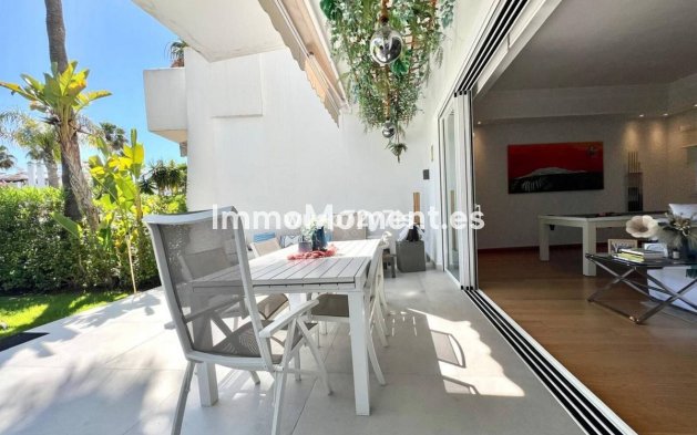 Wiederverkauf - Reihenhaus - Estepona  - Estepona Centro