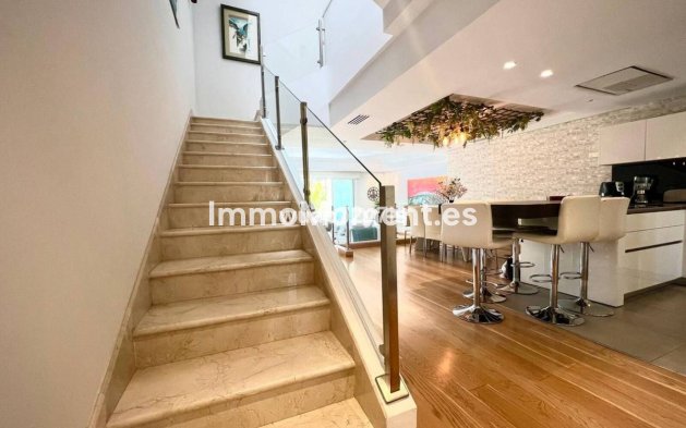 Wiederverkauf - Reihenhaus - Estepona  - Estepona Centro