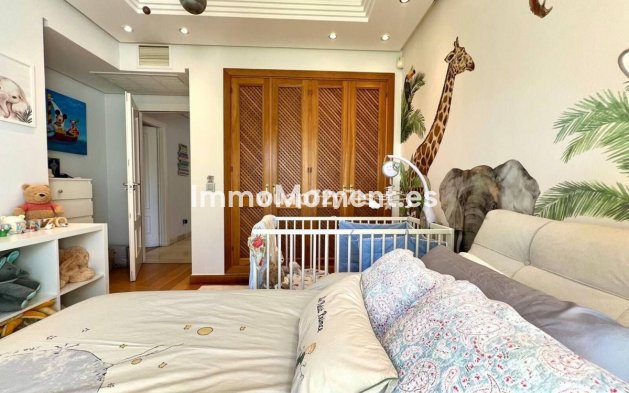 Wiederverkauf - Reihenhaus - Estepona  - Estepona Centro