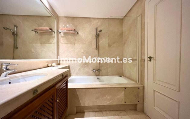 Wiederverkauf - Reihenhaus - Estepona  - Estepona Centro