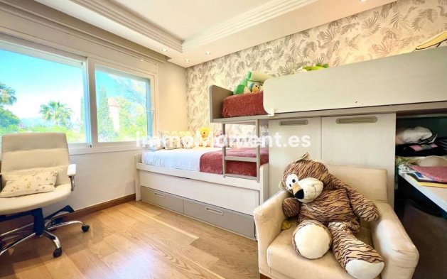 Wiederverkauf - Reihenhaus - Estepona  - Estepona Centro