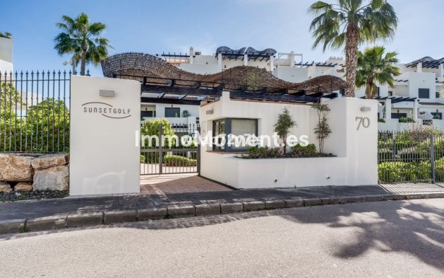 Wiederverkauf - Wohnung - Estepona  - Selwo