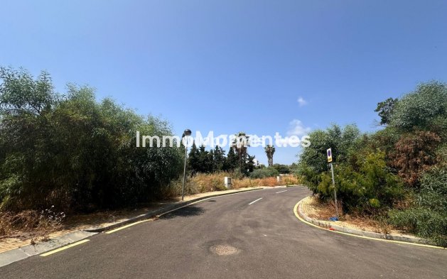 Wiederverkauf - Land - Estepona  - Estepona Centro