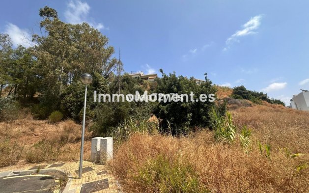 Wiederverkauf - Land - Estepona  - Estepona Centro
