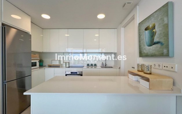 Revente - Appartement - Estepona  - Estepona Centro
