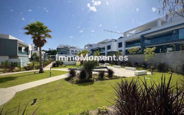 Revente - Appartement - Estepona  - Estepona Centro