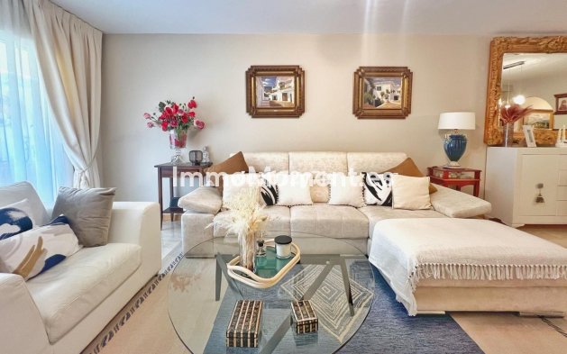 Wiederverkauf - Wohnung - Marbella - Guadalmina Alta