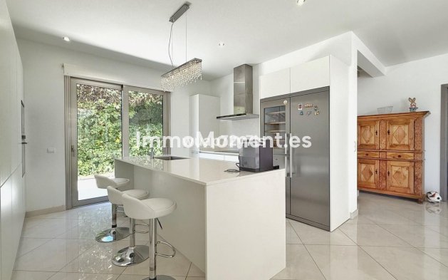 Wiederverkauf - Villa - Sotogrande