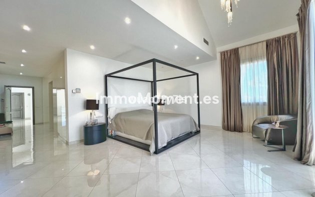 Wiederverkauf - Villa - Sotogrande