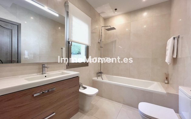 Wiederverkauf - Villa - Sotogrande