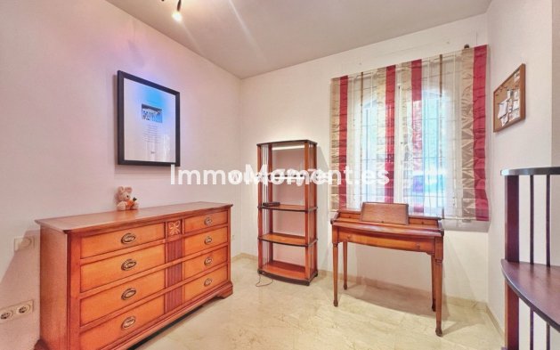 Revente - Villa - Marbella - Costabella