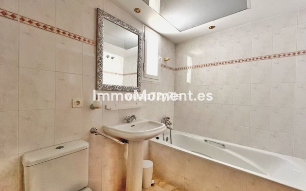 Revente - Villa - Marbella - Costabella
