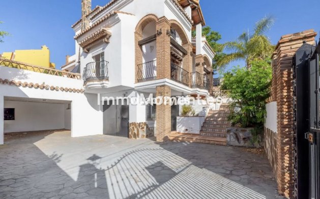 Revente - Villa - Benalmadena - Benalmadena Centro