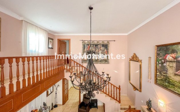Reventa - Villa - Estepona  - Estepona Centro