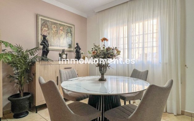 Reventa - Villa - Estepona  - Estepona Centro