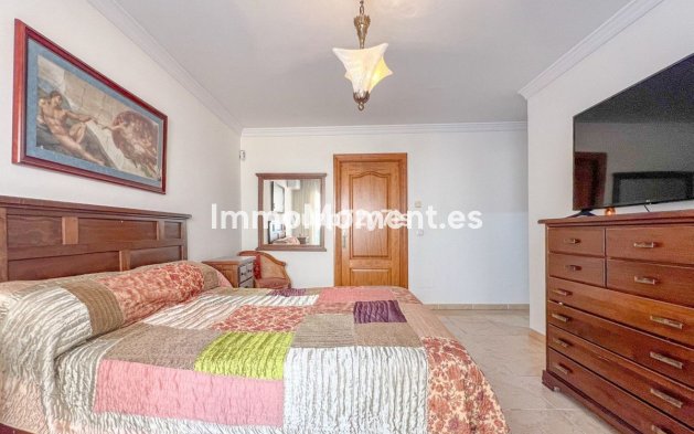 Reventa - Villa - Estepona  - Estepona Centro
