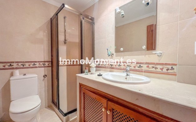 Reventa - Villa - Estepona  - Estepona Centro