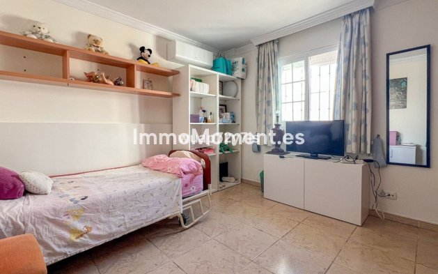 Reventa - Villa - Estepona  - Estepona Centro