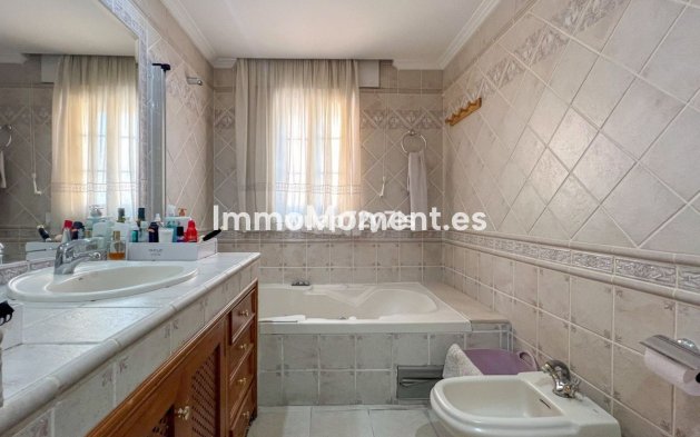 Reventa - Villa - Estepona  - Estepona Centro