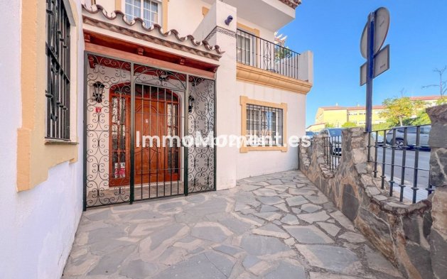 Reventa - Villa - Estepona  - Estepona Centro