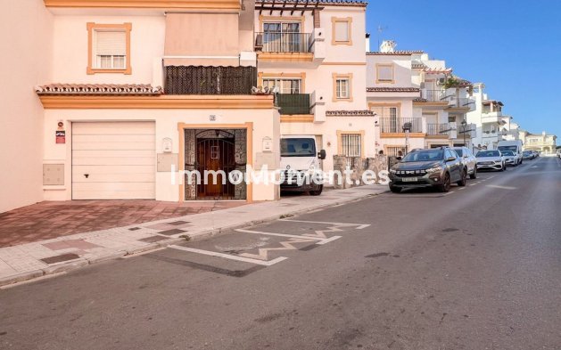 Reventa - Villa - Estepona  - Estepona Centro
