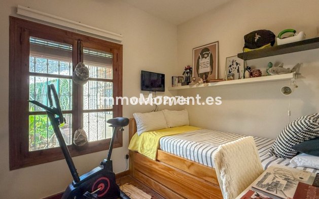 Wiederverkauf - Villa - Marbella - Nagüeles