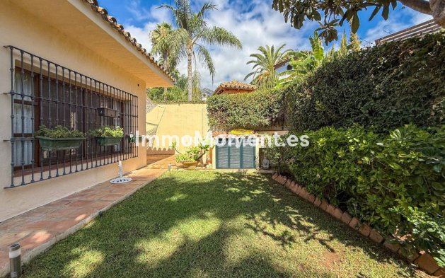 Wiederverkauf - Villa - Marbella - Nagüeles