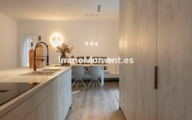 Revente - Villa - Marbella - Guadalmina Alta