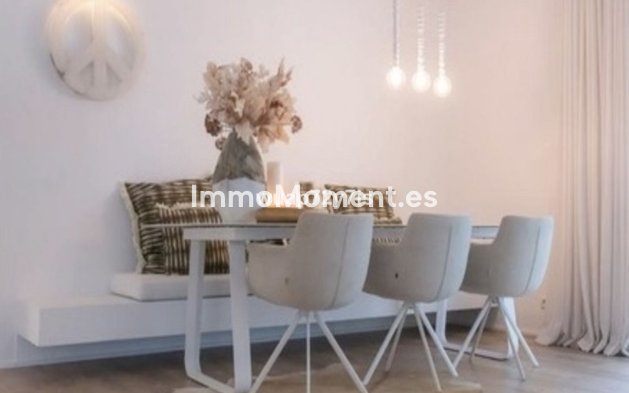 Revente - Villa - Marbella - Guadalmina Alta