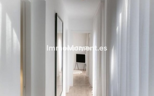 Revente - Villa - Marbella - Guadalmina Alta