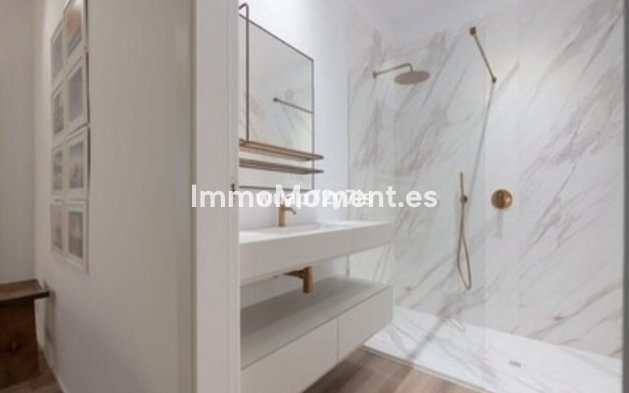 Revente - Villa - Marbella - Guadalmina Alta