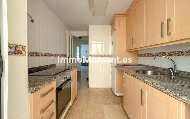 Revente - Appartement - Estepona  - Estepona Centro