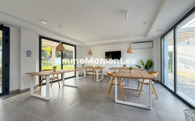 Bestaande woning - Appartement - Estepona  - Selwo