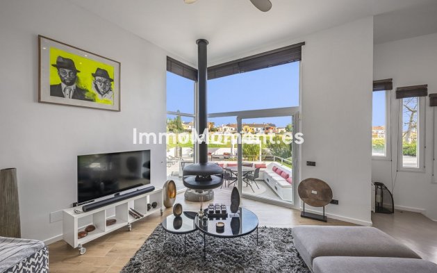 Resale - Villa - Marbella - Guadalmina Alta