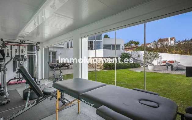 Resale - Villa - Marbella - Guadalmina Alta