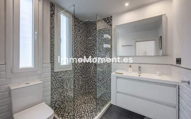 Resale - Villa - Marbella - Guadalmina Alta