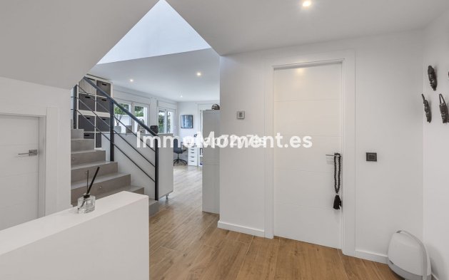 Resale - Villa - Marbella - Guadalmina Alta