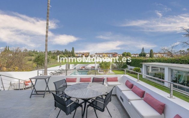 Resale - Villa - Marbella - Guadalmina Alta