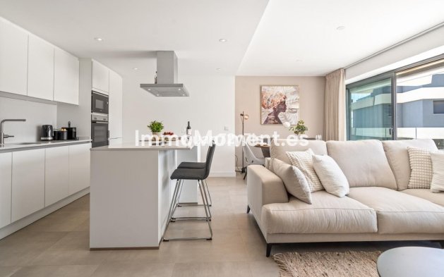 Wiederverkauf - Wohnung - Estepona  - Estepona Centro