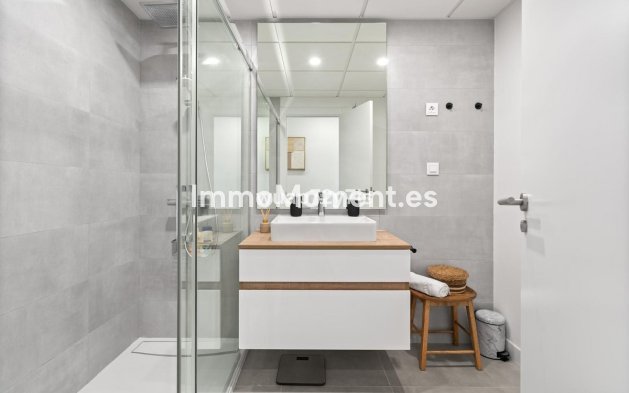 Wiederverkauf - Wohnung - Estepona  - Estepona Centro